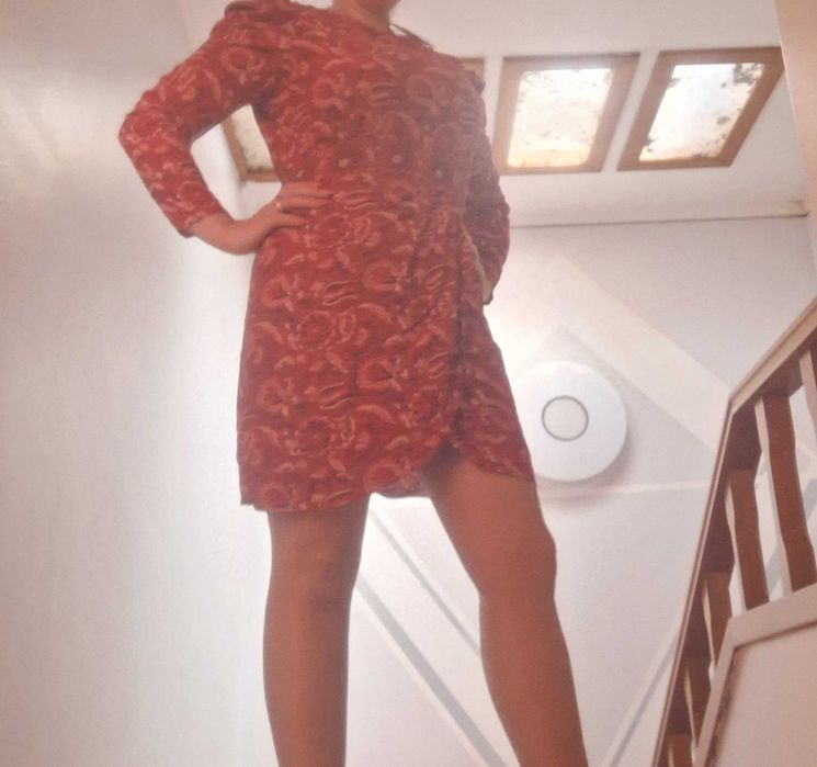 Vestido novo com etiqueta