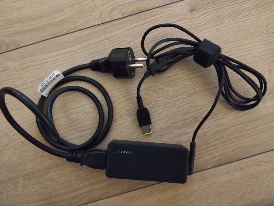 Oryginalny zasilacz Lenovo 45W 20V 2.25A Slim Tip