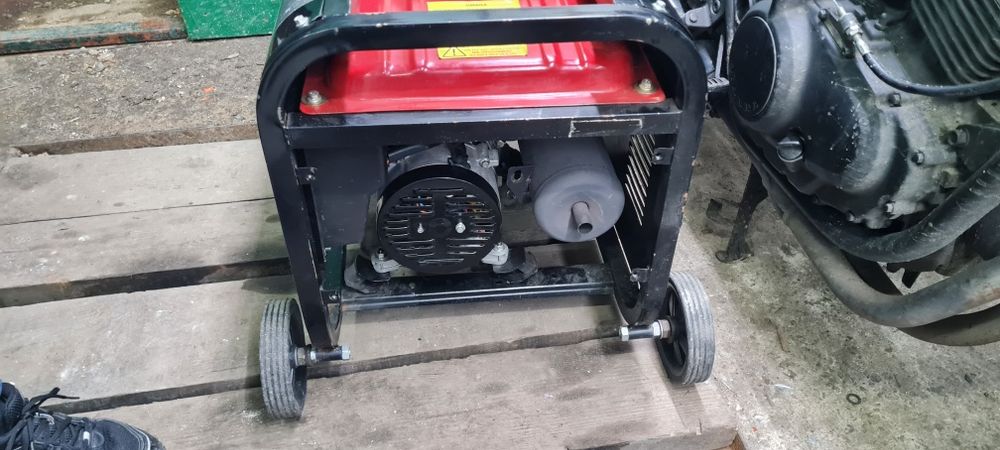 Генератор 2 кВт (Медь)