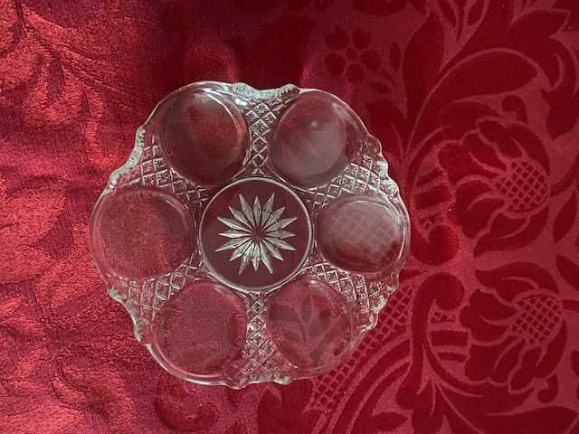 Pratinhos para doce, em vidro antigo trabalhado, novos