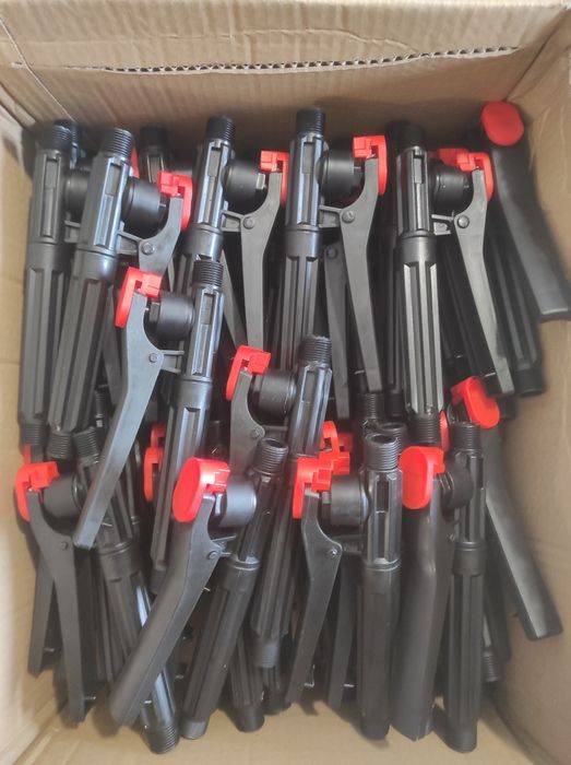 Аккумулятор зарядное устройство мотор помпа к аккумул  опрыскивателям