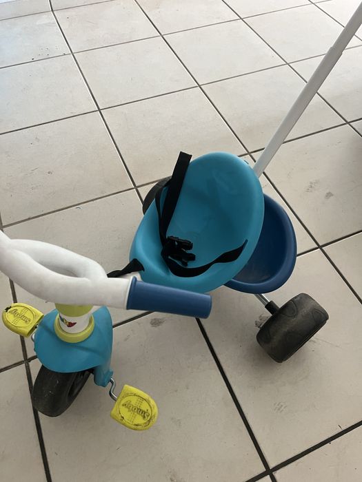 Triciclo em bom estado