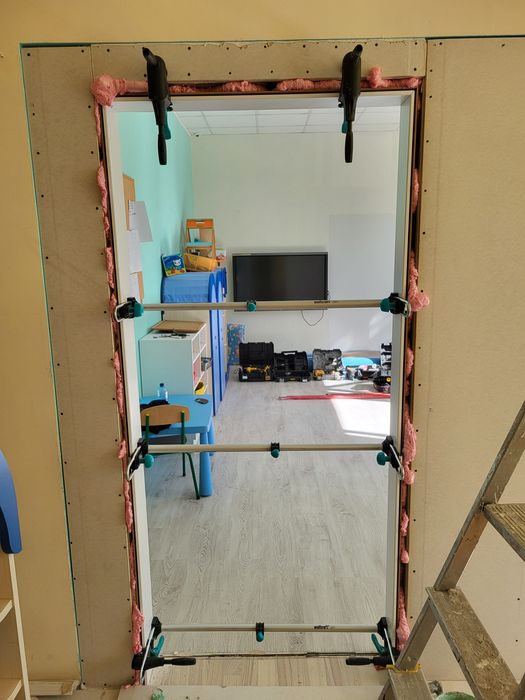 Montaż Drzwi i okien