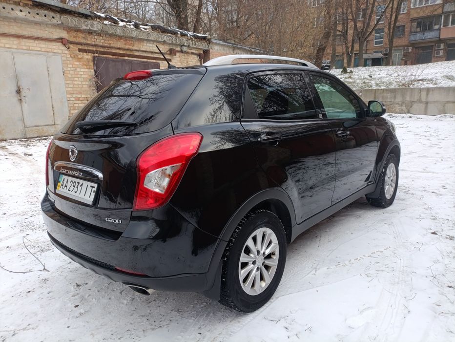 Продаж SsangYong Corando