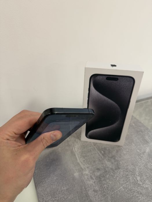 Iphone 15 pro max 256GB Esim rsim