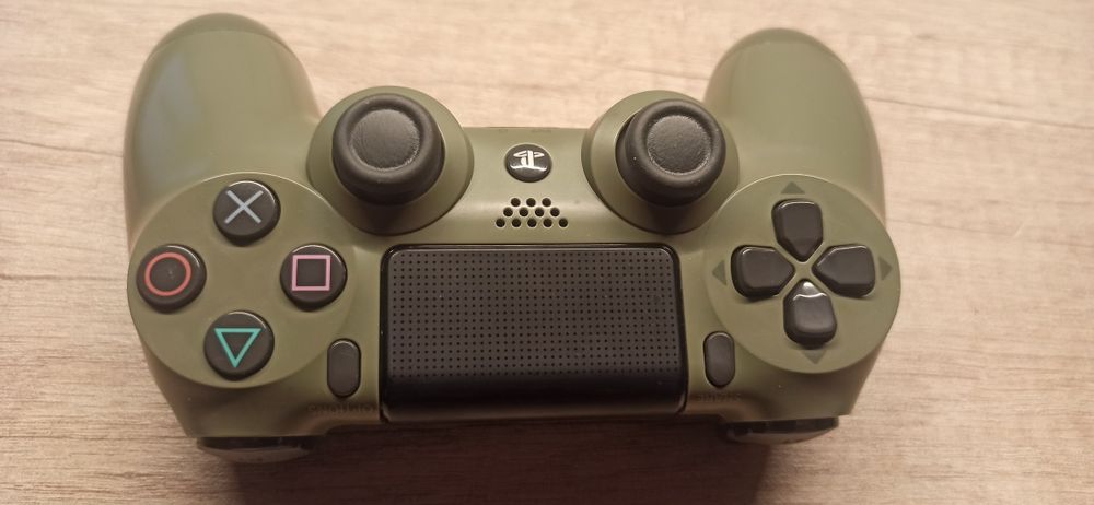 Pad dual shock 4 CoD WWII V2 DualShock 4 Green Camouflage