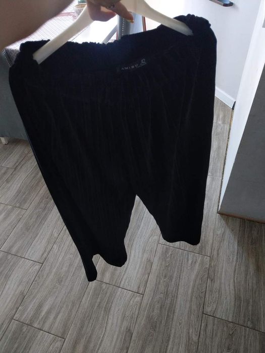 Amisu r42 XL aksamitne spodnie