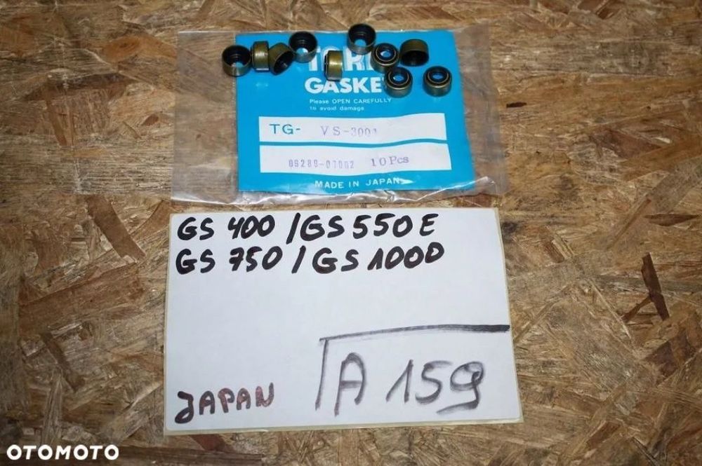 Uszczelniacz zaworowy Suzuki DR GS LS VS VL 09289-07002