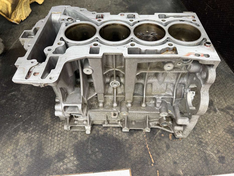 Blok Silnika Kompletny BMW N20B20 2.0 2.8 benzyna