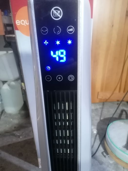 Aquecedor em coluna com comanfo