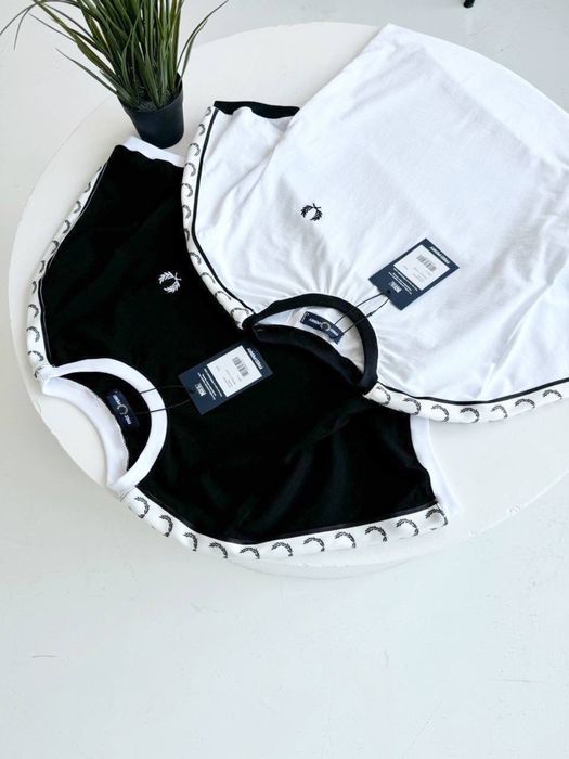 Футболка на лампасах Fred Perry
