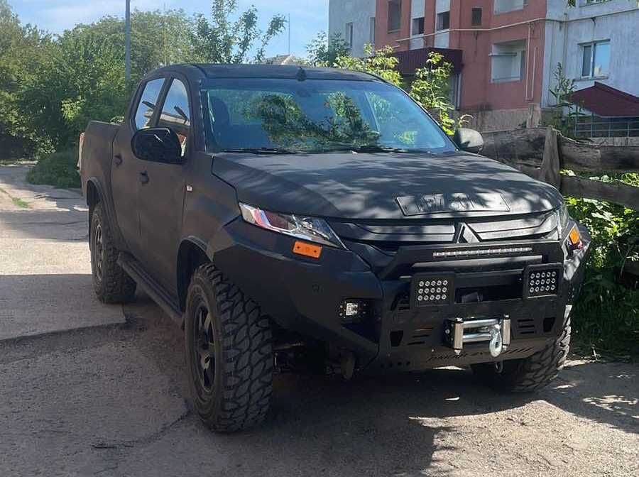 Бампер для Mitsubishi L200 2006-2023 силовой бампер передній посилений задній мітсубісі л200