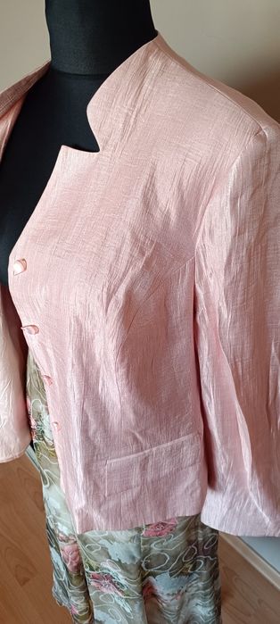 Elegancki komplet damski