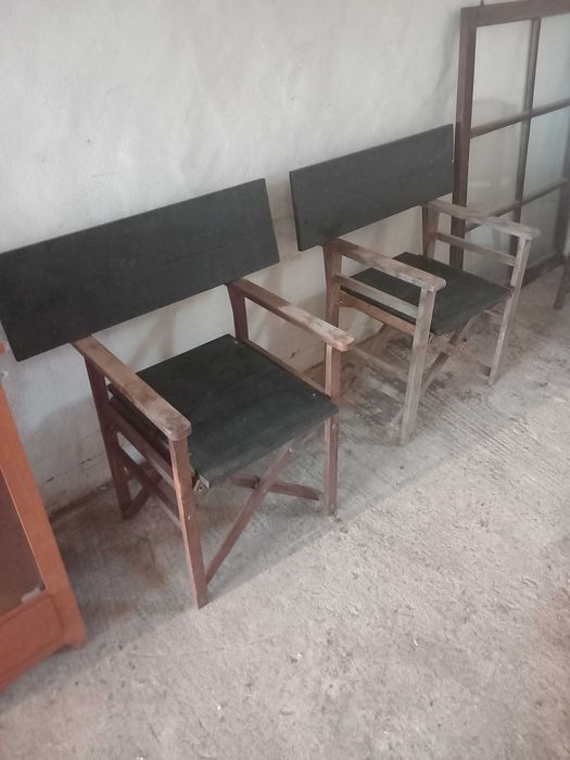 Cadeiras de realizador ou diretor, estrutura e assento, madeira maciça