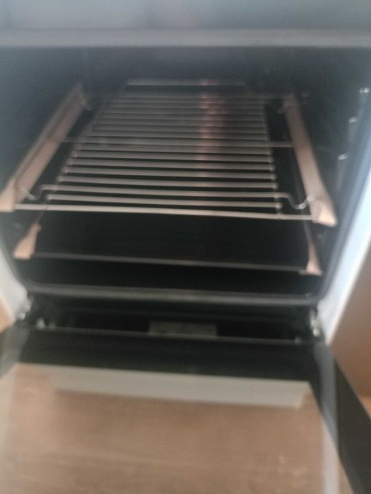 Kuchenka wolnostojąca Amica model SHE11545W