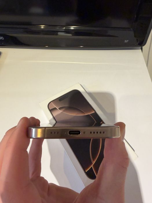 Iphone 16 pro 128 GB 91% Kondycji