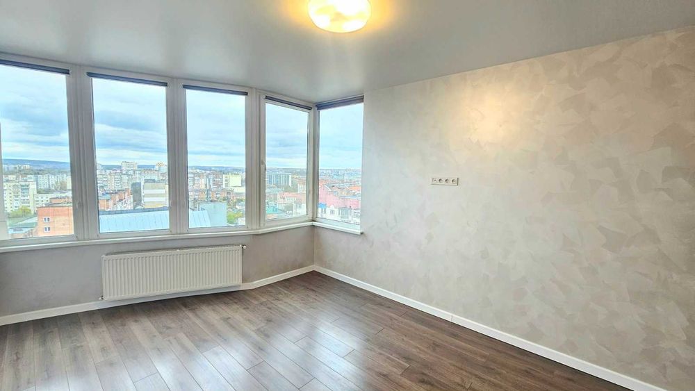 Продам за вигідною ціною 2к в центрі міста! ЖК Гранд Палац