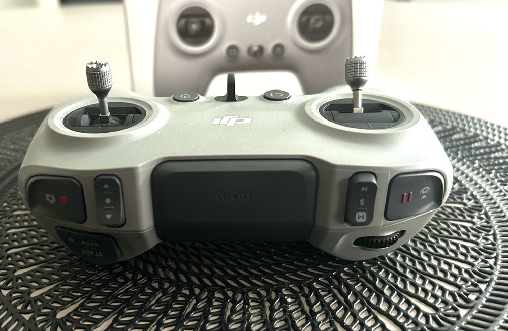 DJI Controller 3