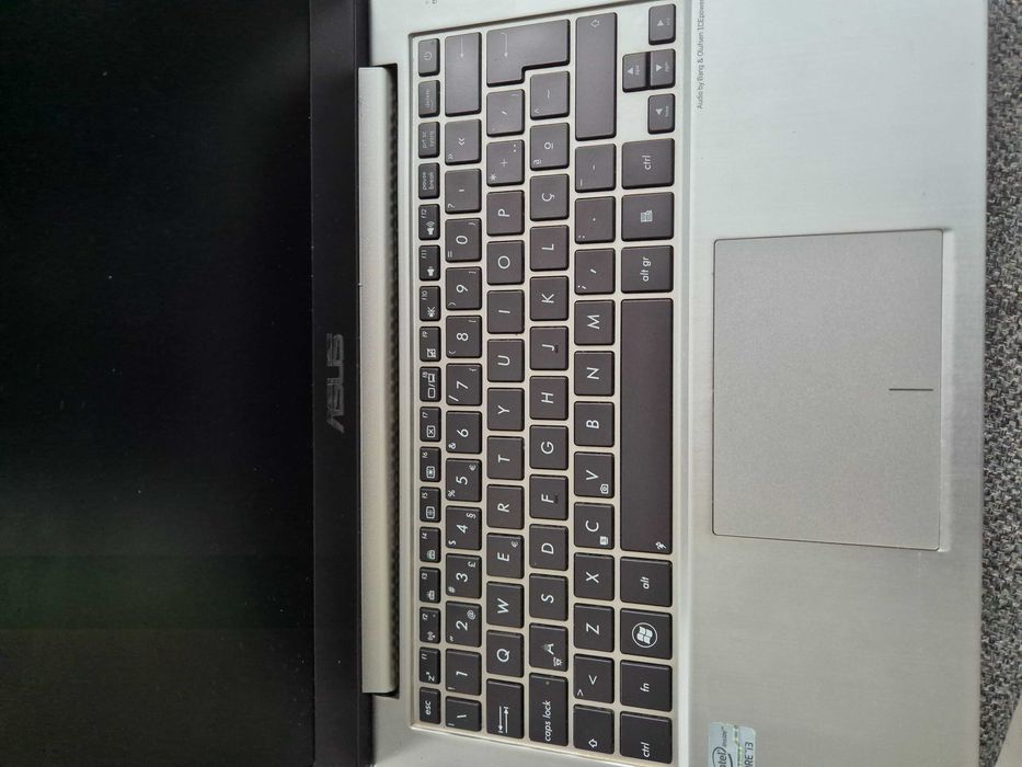 display slim 13.3" WXGA 30 pinos, restantes peças sob consulta