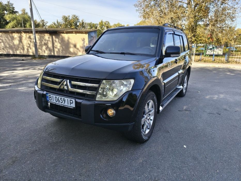 Mitsubishi Pajero Wagon 3.8