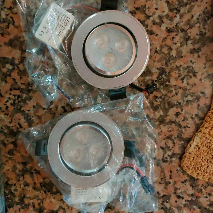 Downlight redondo 3W Regulável