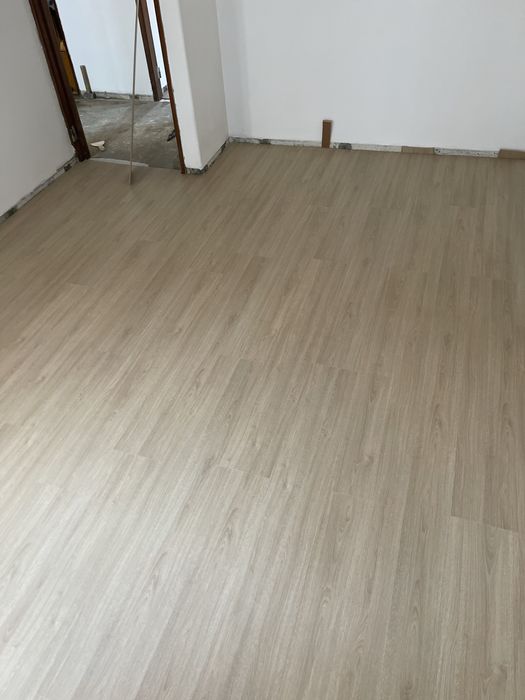 Aplicação de Chão Flutuante