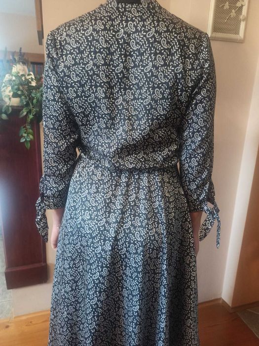 Sukienka letnia zwiewna wiskoza kobieca taliowana S/36