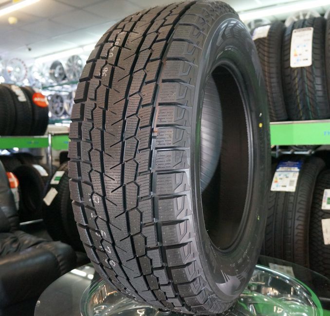 Купити зимові шини гуму резину покришки 255/50 R20 доставка, гарантія. Професійний підбір оптимальних шин під ваші умови.