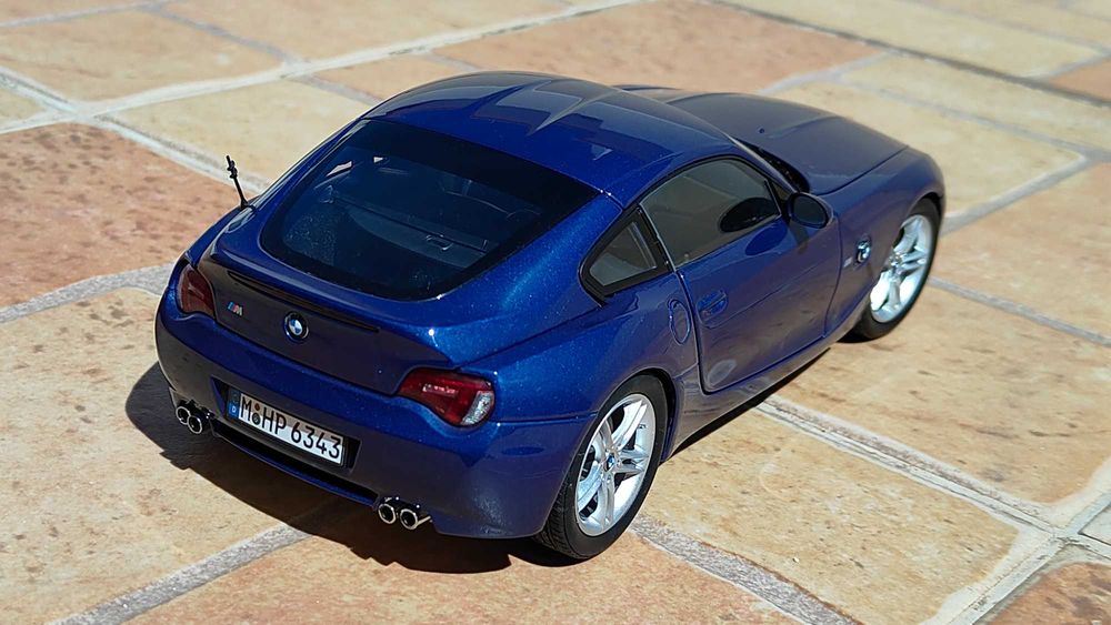 BMW Z4 M Kyosho 1/18