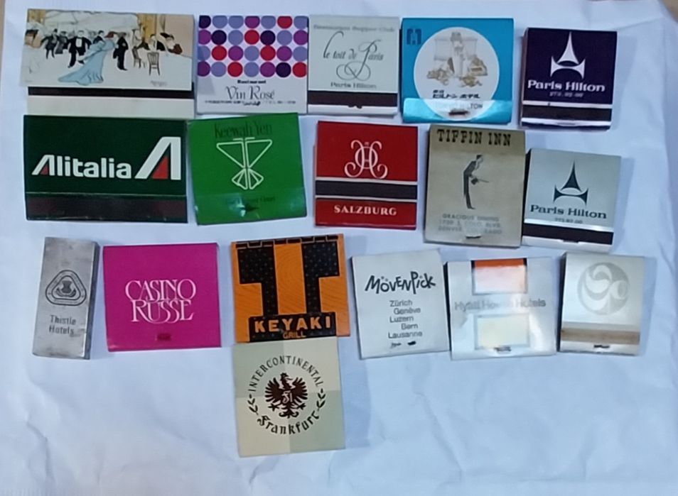 Lote de 17 carteiras de fósforos antigos para coleção