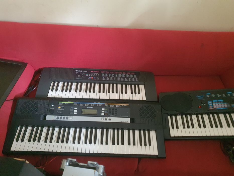 Pianos de marca vendo is 3