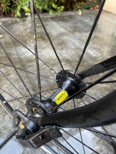 Clássica personalizada com quadro de pista sonangol, montagem moderna