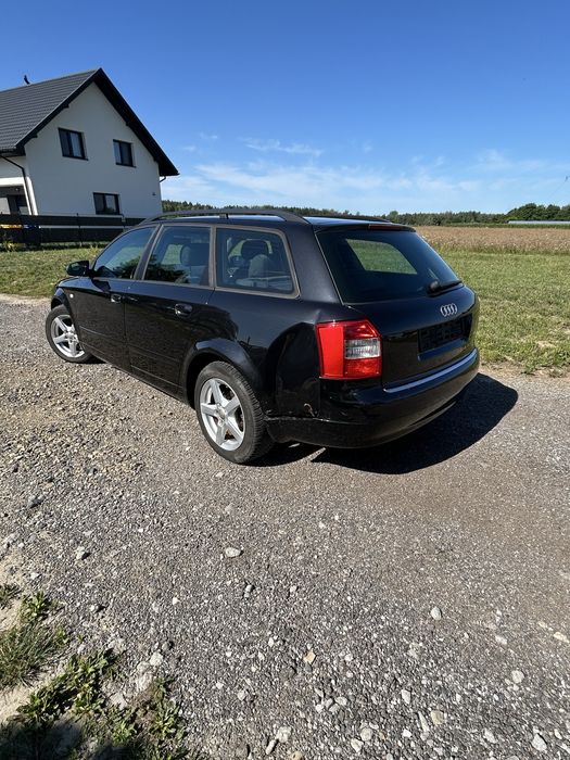 Audi A4 1.9TDI 2004r 187tys km pierwszy lakier