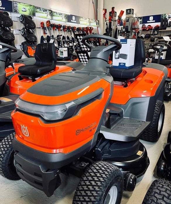 traktor traktorek ogrodowy husqvarna TC 112 TC112 kosiarka samojezdna