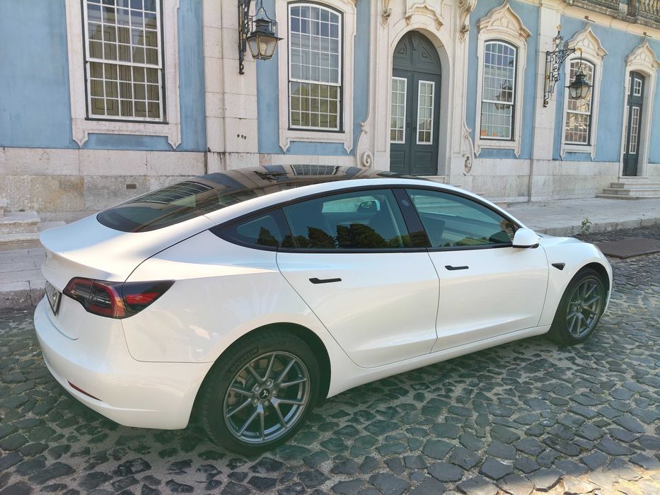 Tesla Model 3 Long Range
