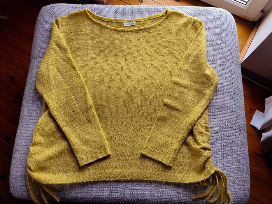 Sweter damski żółty