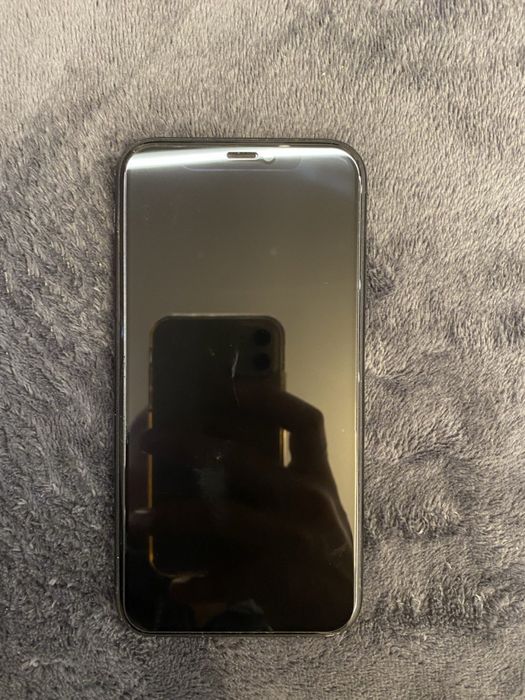 IPhone XR batarii 86% stan ekrana idealny