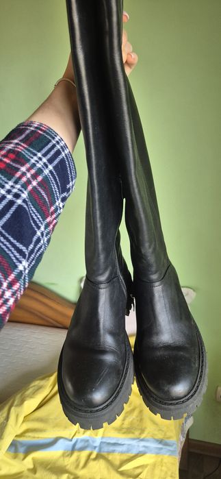 Чоботи труби чорні