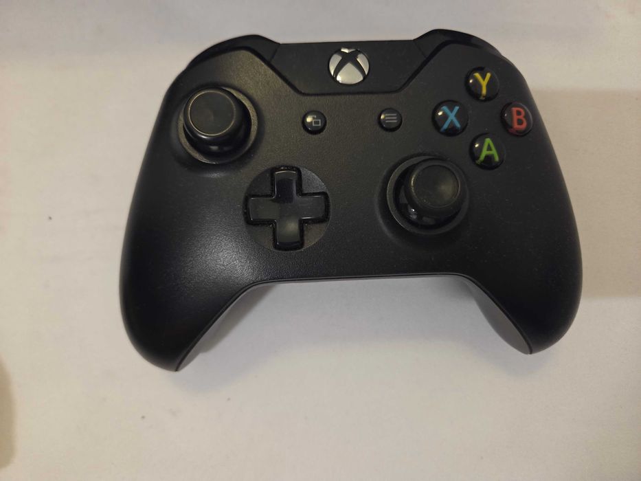 Konsola XBOX ONE używana 1 pad stan BDB Kraków W