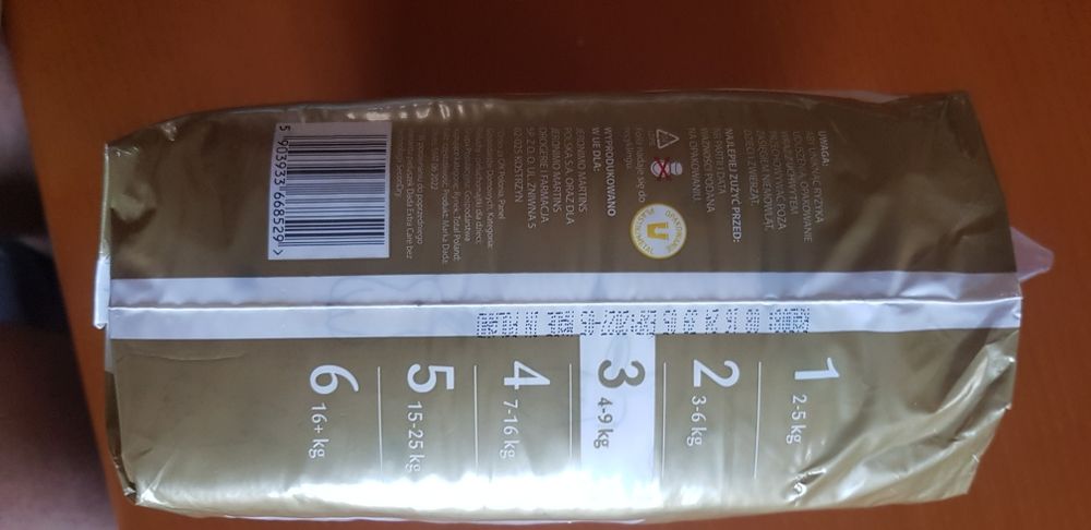 Pampersy Dada extra care Trójka o 4 do 9 kg 40 sztuk w paczce