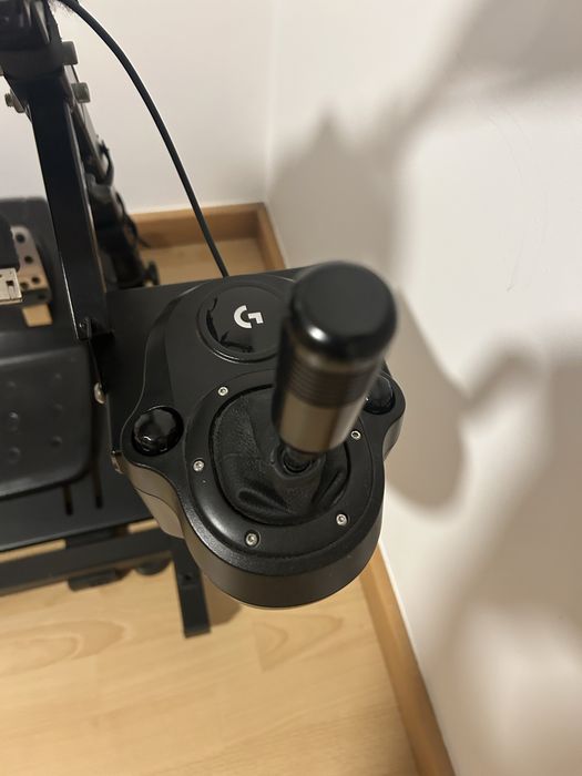 Kit volante logitech g29 + suporte + caixa de mudanças