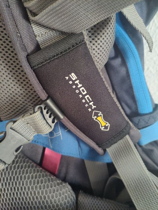 Mochila Forclaz 50, shock absorver