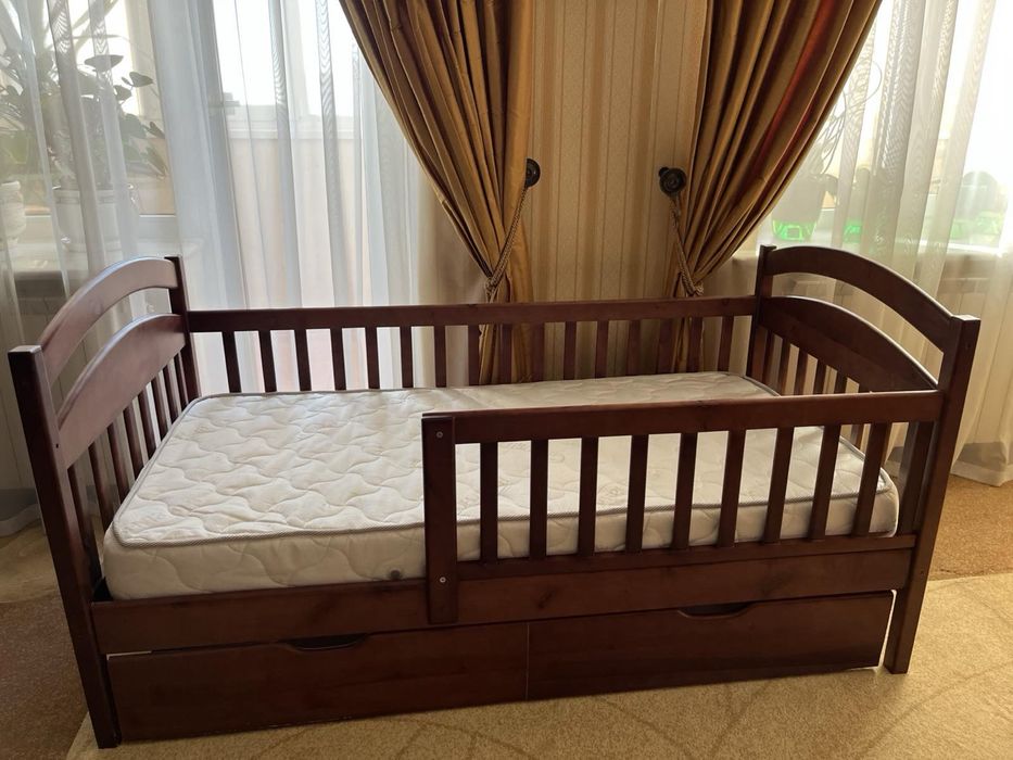 Ліжко Карина 80x160 см з великими ящиками, зі знімними перегородками + ортопедичний матрац, в подарунок непромокаємий наматрацник.