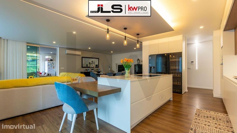 Moradia V3+1 Térrea de Luxo com 5.920m2 – Capelas, Ponta Delgada, São