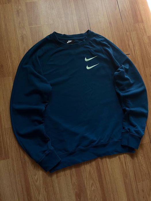 Свитшот Nike Swoosh