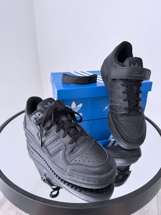 Мощные ультрапопулярные кроссовки кожаные  Adidas Forum Low