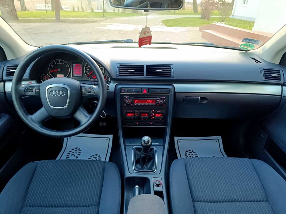 Audi A4 B7 1.8T LPG klima PDC FIS POLECAM