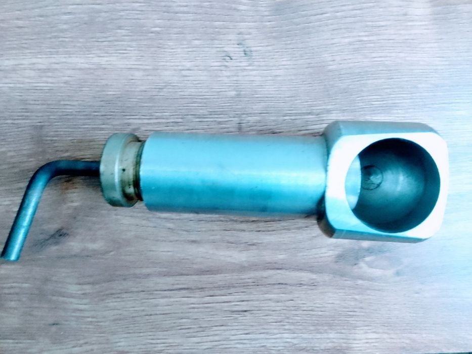 Потужний  зчепний пристрій для легкового причепа на 1000кг нержавейка