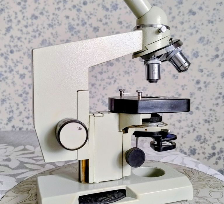 Микроскоп Бинокулярный Ломо-Биолам Д12У11.  Торг.