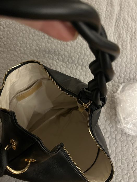 Шкіряна сумка на плетеній ручці